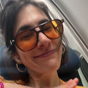 Meet your Posher, Kara